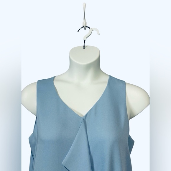 NEW, Laura, Sleeveless Blouse With Layered
Effect, Size 8, Blue - Picture 4 of 8